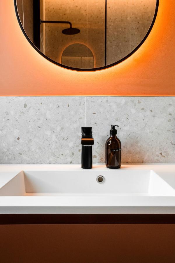 #Stayhere - Brand New Unique Designer 1Bdr In Trendy Neighbourhood Вильнюс Экстерьер фото