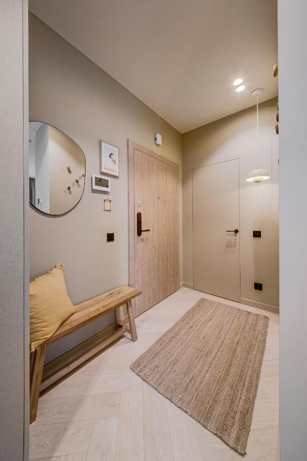 #Stayhere - Brand New Unique Designer 1Bdr In Trendy Neighbourhood Вильнюс Экстерьер фото