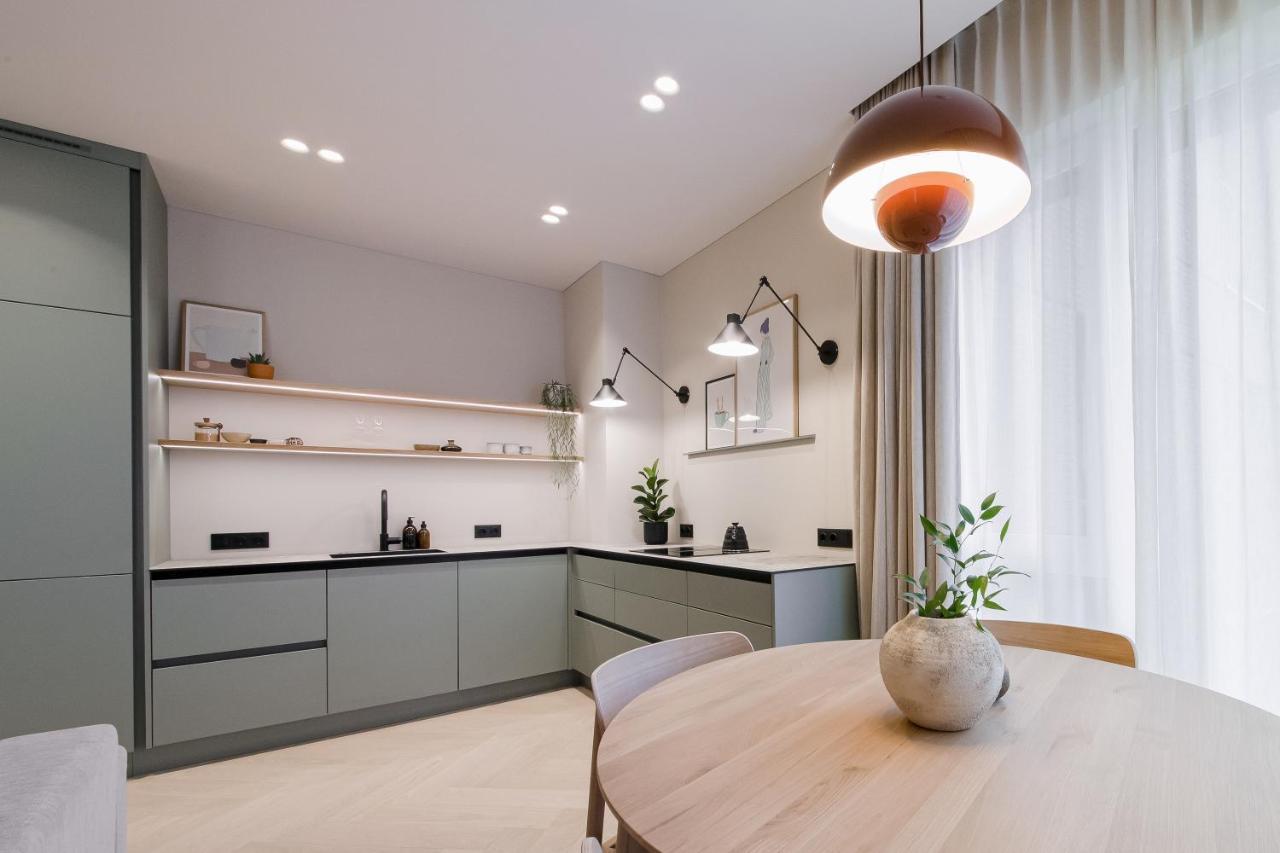#Stayhere - Brand New Unique Designer 1Bdr In Trendy Neighbourhood Вильнюс Экстерьер фото