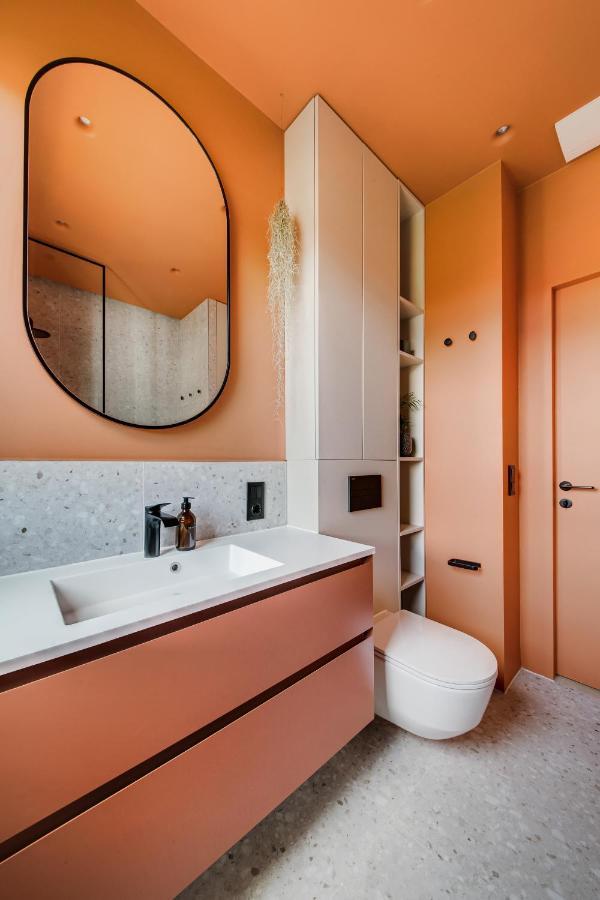 #Stayhere - Brand New Unique Designer 1Bdr In Trendy Neighbourhood Вильнюс Экстерьер фото